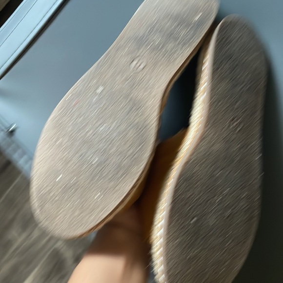 Womens Universal Thread Sandals - Picture 2 of 3